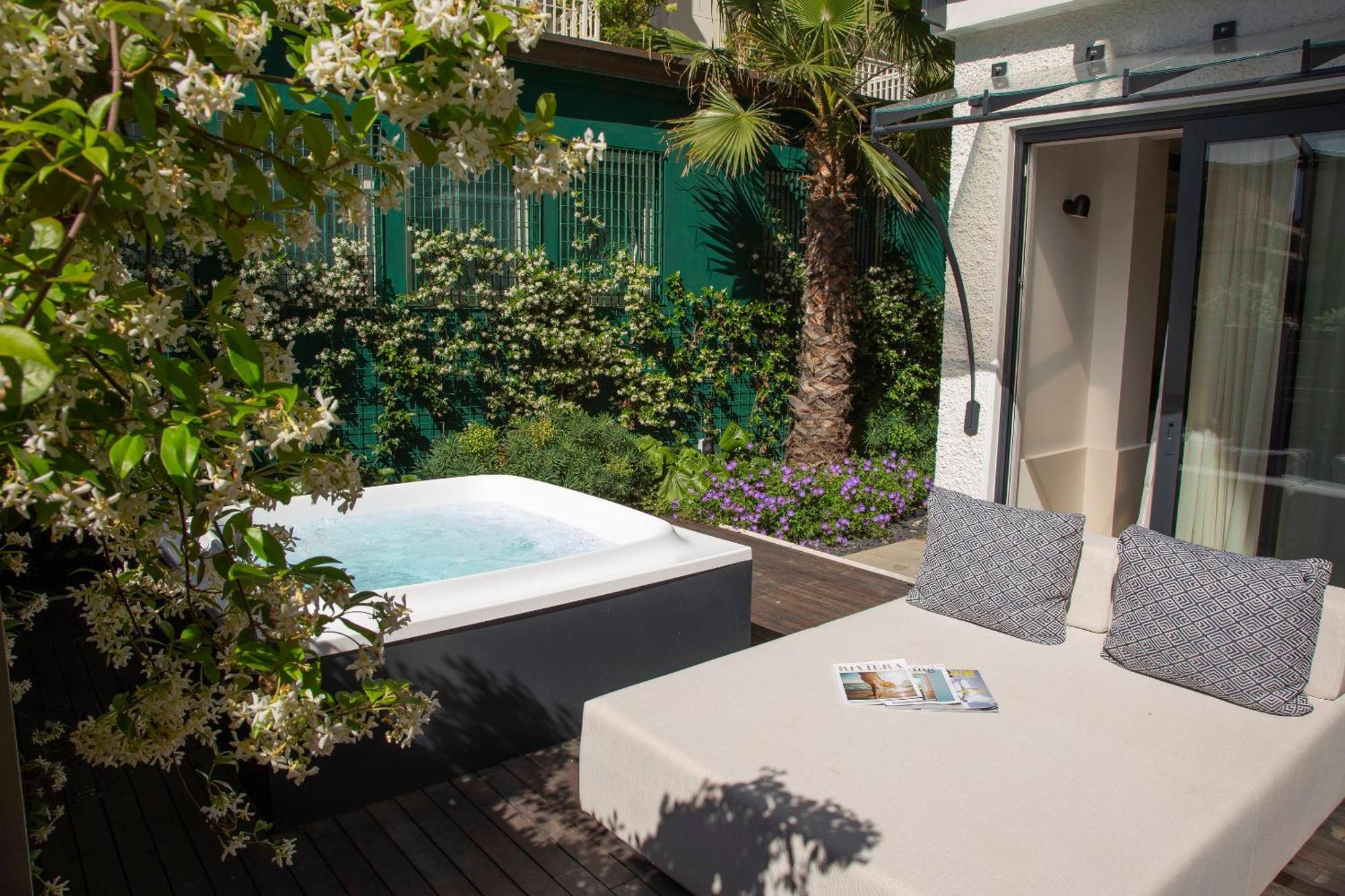 Casa Riva Hotel Riccione Ngoại thất bức ảnh